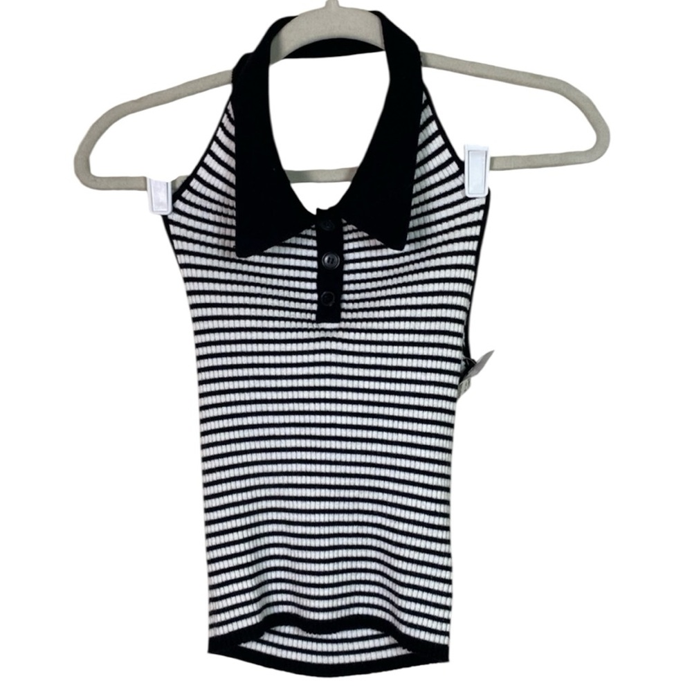 🌺 NWT Witty Fox medium Black collar halter top with white stripes